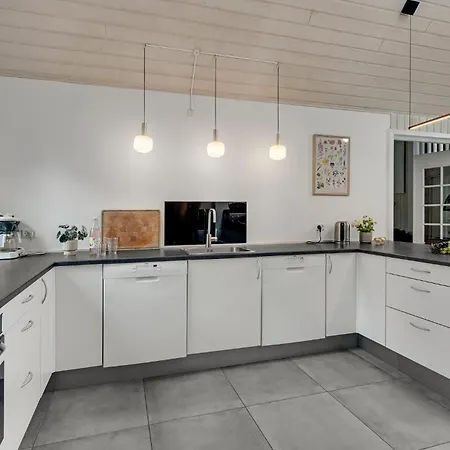 12 Bedroom Beautiful In *