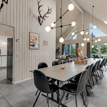 12 Bedroom Beautiful In