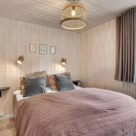 12 Bedroom Beautiful In Feriehus *