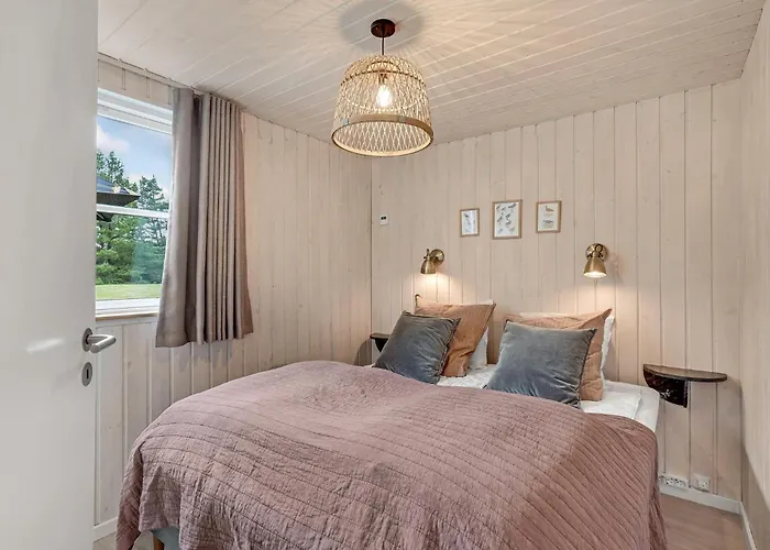 Semesterbostad 12 Bedroom Beautiful In *