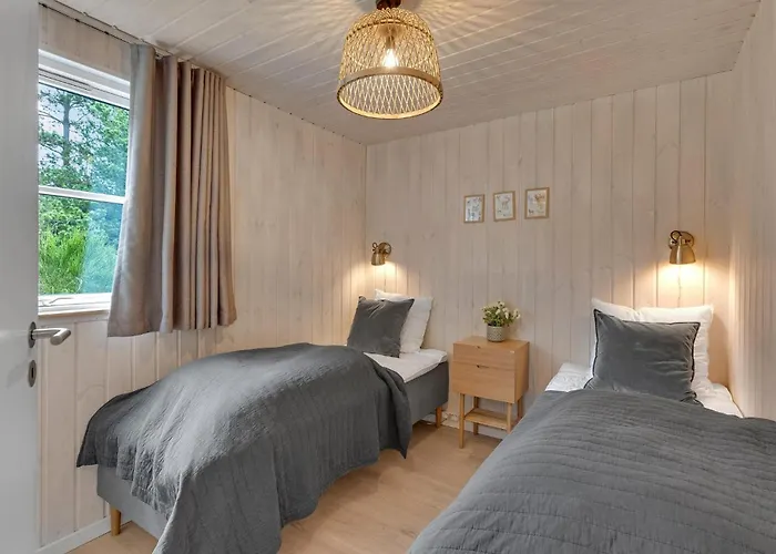 12 Bedroom Beautiful In *