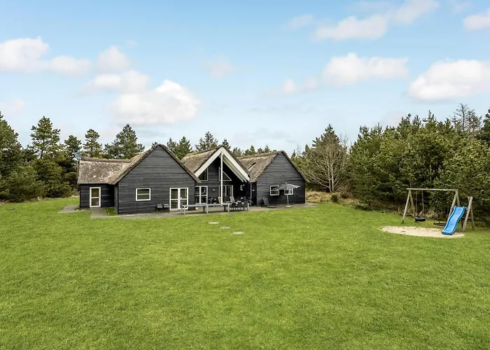 Semesterbostad 12 Bedroom Beautiful In *